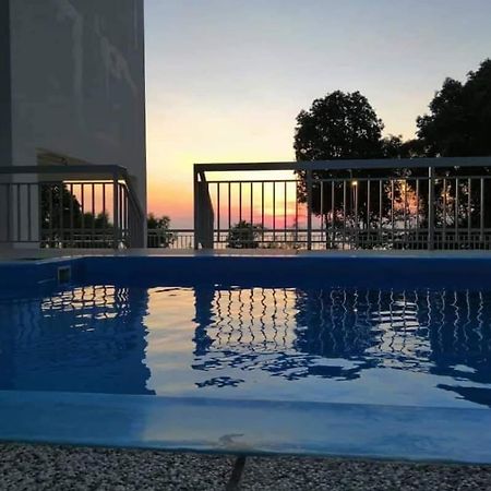 Alfaruqi Homestay Seaview 8 Куантан Екстер'єр фото