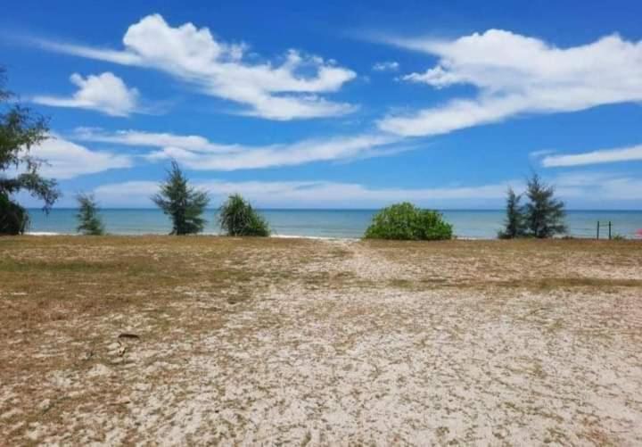 Alfaruqi Homestay Seaview 8 Куантан Екстер'єр фото